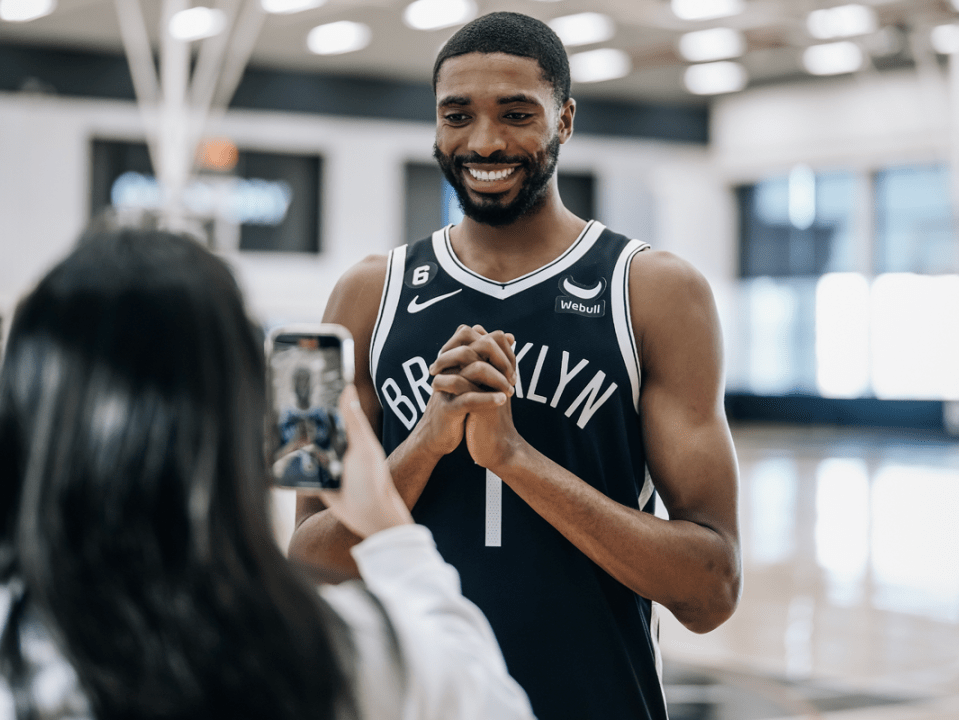 lol新手礼包-欧冠倒计时，布鲁克林篮网关键时刻临场应变，细节引发关注，压力陡增，球探报告显示潜力的简单介绍