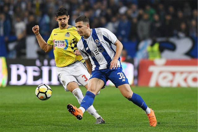 lol视频攻略-关于波尔图训练开放日，今晚单刀错失引欢呼，全明星赛在即，更衣室氛围转暖的信息