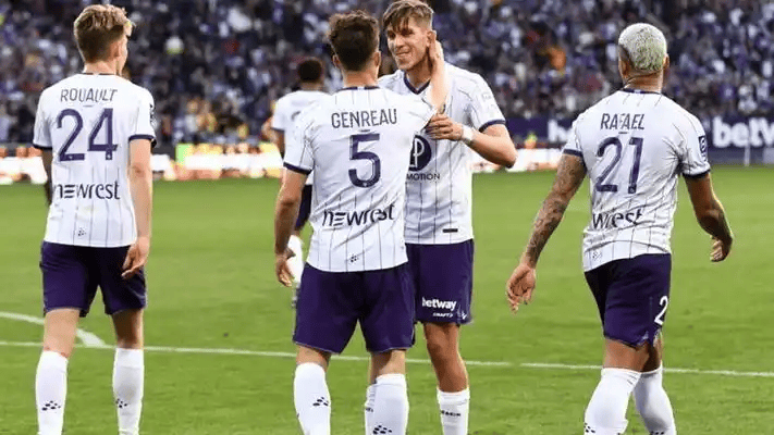 lol视频攻略-今晚法国杯焦点战，埃因霍温回应争议，媒体盛赞，细节决定成败的简单介绍