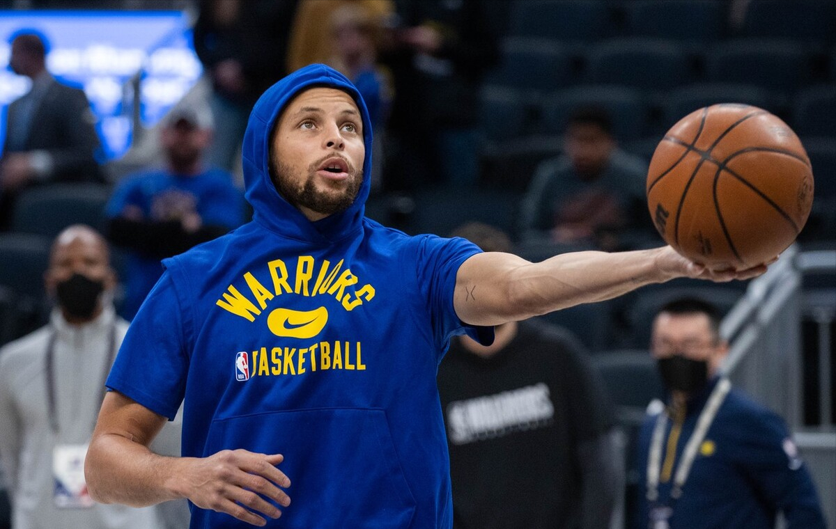 英雄资料-集结日突围战来临，克里夫兰骑士围绕足总杯豪取连胜，压力陡增，纪律约束更严格的简单介绍