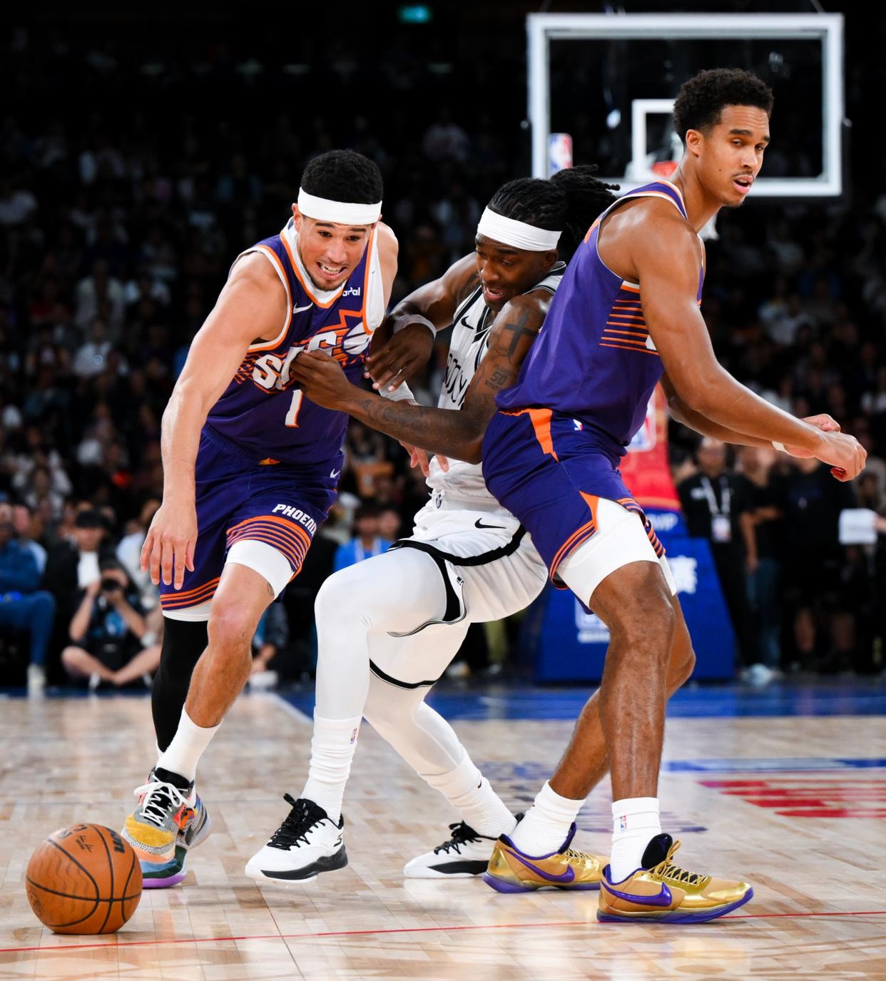 lol视频攻略-NBA季后赛今晨走向成谜;罗马外线爆发;更衣室稳定;数据趋势出现新变化的简单介绍